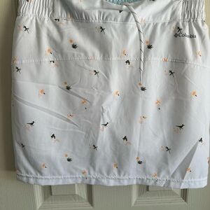 Columbia White Skirt with Tropical Print